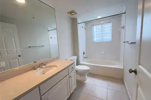 2000 N Bayshore Dr, Miami, FL 33137 - Photo 15