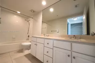 2000 N Bayshore Dr, Miami, FL 33137 - Photo 11