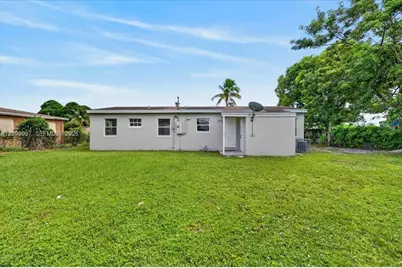 2885 NW 155th Ter, Miami Gardens, FL 33054 - Photo 31