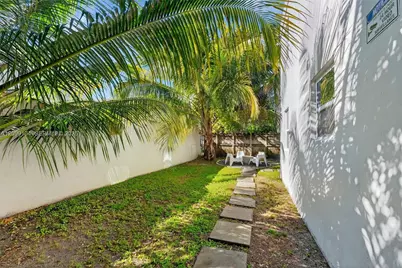 3676 Oak Ave #1, Miami, FL 33133 - Photo 23