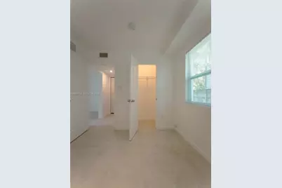 3676 Oak Ave #1, Miami, FL 33133 - Photo 11