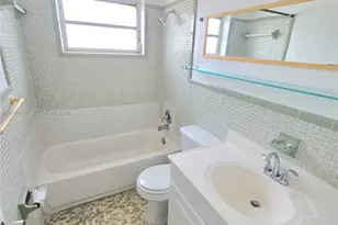 1735 NE 164th St, North Miami Beach, FL 33162 - Photo 9