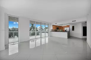 10 Venetian Way, Miami Beach, FL 33139 - Photo 3