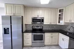 5515 Courtyard Dr, Margate, FL 33063 - Photo 1