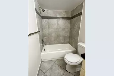 5515 Courtyard Dr #5515, Margate, FL 33063 - Photo 19