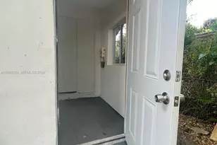 2279 NW 94th St, Miami, FL 33147 - Photo 3