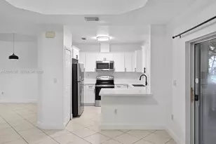 14618 SW 38th St, Miami, FL 33175 - Photo 9