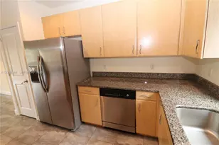 609 NE 28th St, Wilton Manors, FL 33334 - Photo 3
