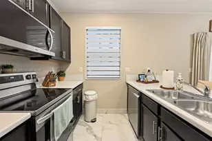 11266 SW 250th Terrace, Homestead, FL 33032 - Photo 7