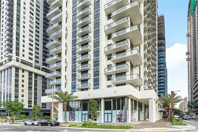 11 NE 6th St #1702, Miami, FL 33132 - Photo 1