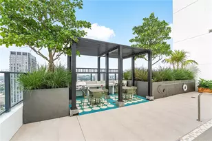 11 NE 6th St, Miami, FL 33132 - Photo 43