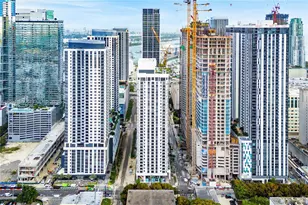 11 NE 6th St, Miami, FL 33132 - Photo 53