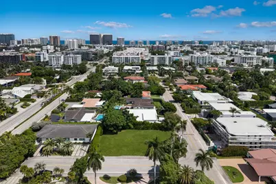 9525 Broadview Ter, Bay Harbor Islands, FL 33154 - Photo 5
