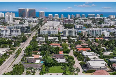 9525 Broadview Ter, Bay Harbor Islands, FL 33154 - Photo 7