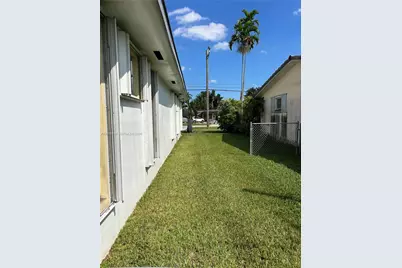 1490 Lenape Dr, Miami Springs, FL 33166 - Photo 29