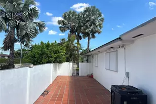 1490 Lenape Dr, Miami Springs, FL 33166 - Photo 29