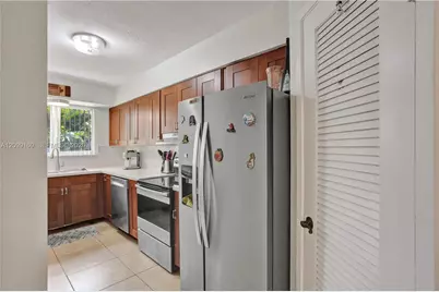 1719 NE 142nd St, North Miami, FL 33181 - Photo 13