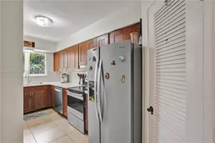 1719 NE 142nd St, North Miami, FL 33181 - Photo 13