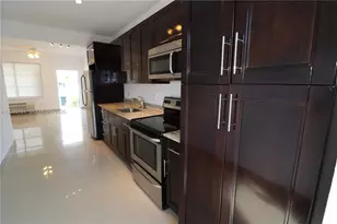 540 74th St, Miami Beach, FL 33141 - Photo 19