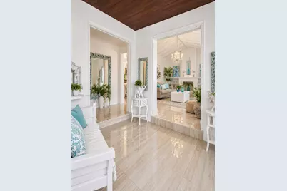 6910 Rue Notre Dame, Miami Beach, FL 33141 - Photo 13