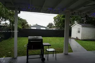 305 NW 122nd St, North Miami, FL 33168 - Photo 41
