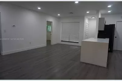 305 NW 122nd St, North Miami, FL 33168 - Photo 5