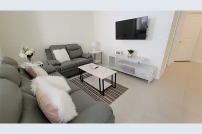 11418 W 34th Ct #., Hialeah, FL 33018 - Photo 17