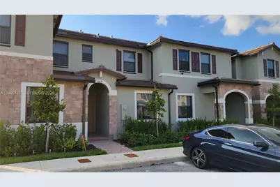 11418 W 34th Ct #., Hialeah, FL 33018 - Photo 3