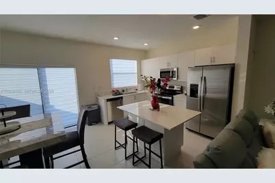 11418 W 34th Ct #., Hialeah, FL 33018 - Photo 11