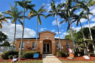 3670 N 56th Ave, Hollywood, FL 33021 - Photo 11