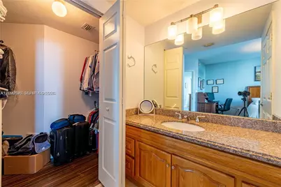 3530 SW 22nd St #703, Miami, FL 33145 - Photo 19