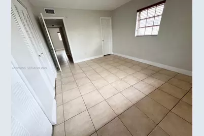 8600 SW 109th Ave #4-202, Miami, FL 33173 - Photo 11