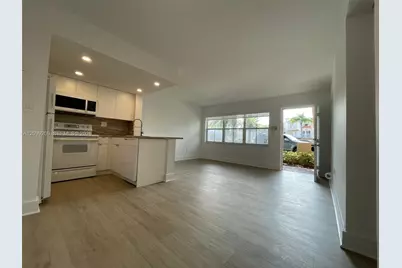 8660 NW 6th Ln #5-105, Miami, FL 33126 - Photo 3
