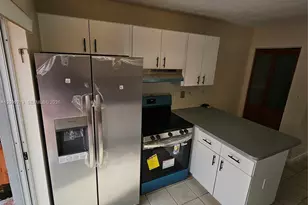 7981 SW 152nd Ave, Miami, FL 33193 - Photo 9