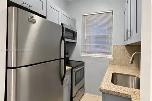 301 SW 10th Ave, Miami, FL 33130 - Photo 7