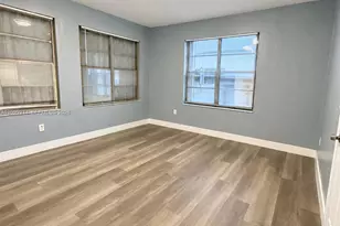 301 SW 10th Ave, Miami, FL 33130 - Photo 3