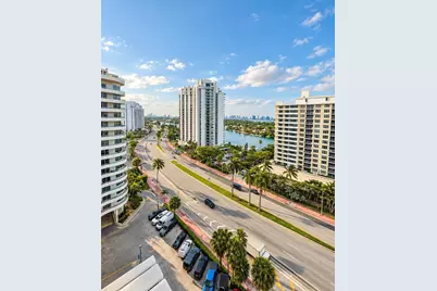5555 Collins Ave #14Y, Miami Beach, FL 33140 - Photo 17