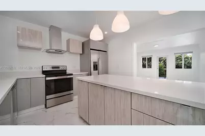 11690 SW 81st Rd #11690, Pinecrest, FL 33156 - Photo 9