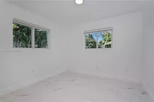 11690 SW 81st Rd, Pinecrest, FL 33156 - Photo 23