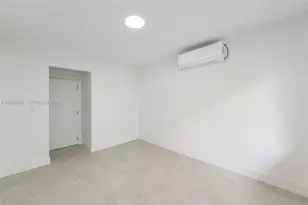 505 SW 7th Ct, Miami, FL 33130 - Photo 13