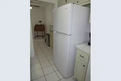 581 Blue Heron Dr #309-B, Hallandale Beach, FL 33009 - Photo 15