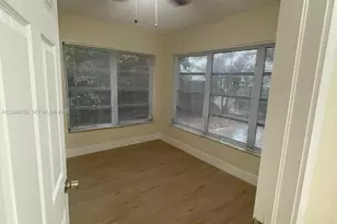 4986 SW 7th St, Margate, FL 33068 - Photo 17
