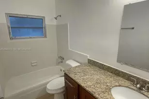 4986 SW 7th St, Margate, FL 33068 - Photo 31