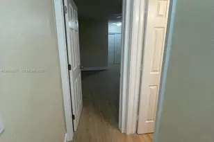 4986 SW 7th St, Margate, FL 33068 - Photo 27