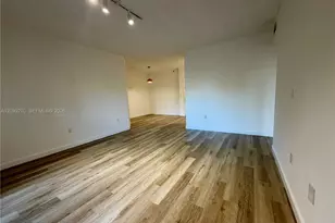 19901 E Country Club Dr, Aventura, FL 33180 - Photo 13