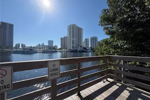 19901 E Country Club Dr, Aventura, FL 33180 - Photo 41