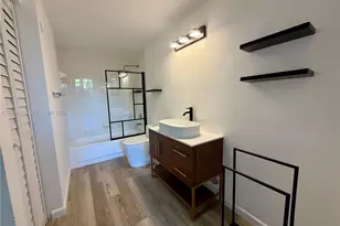19901 E Country Club Dr, Aventura, FL 33180 - Photo 3