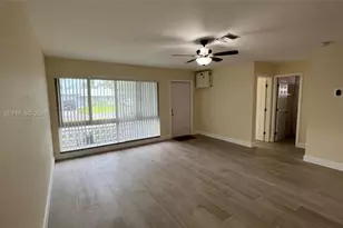 2561 NE 10th Ct, Pompano Beach, FL 33062 - Photo 5