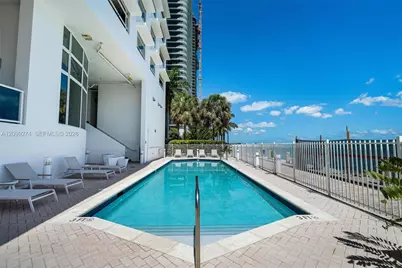 725 NE 22nd St #PH2C, Miami, FL 33137 - Photo 9