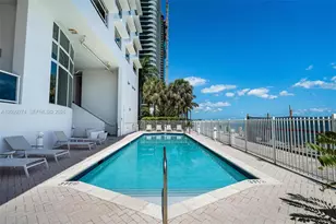 725 NE 22nd St, Miami, FL 33137 - Photo 9